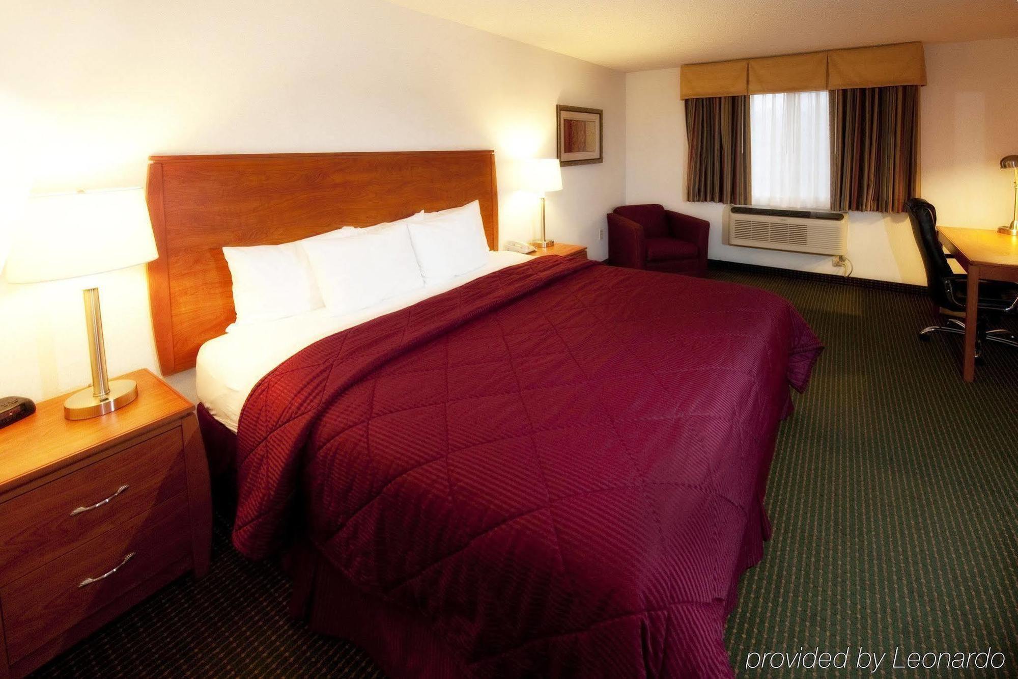 Quality Denver Inn