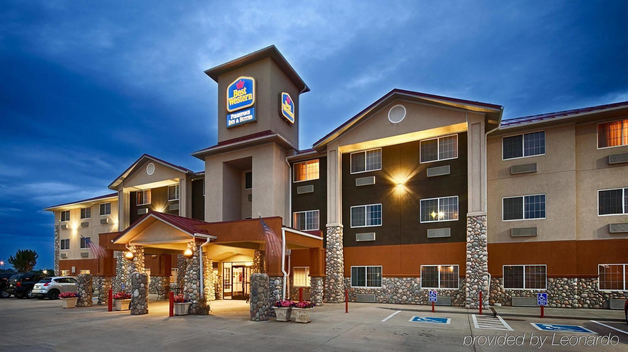 Hotel Western Firestone & 3*