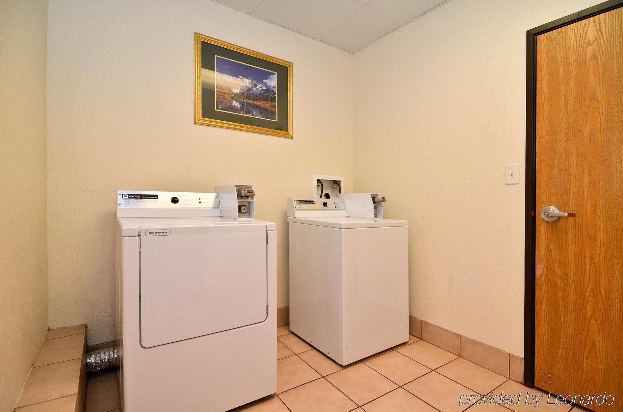 Western Firestone & Hotel 3*