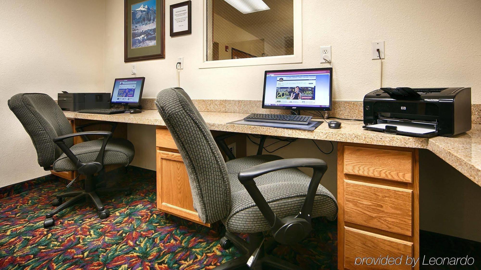 Hotel Western Firestone & 3*