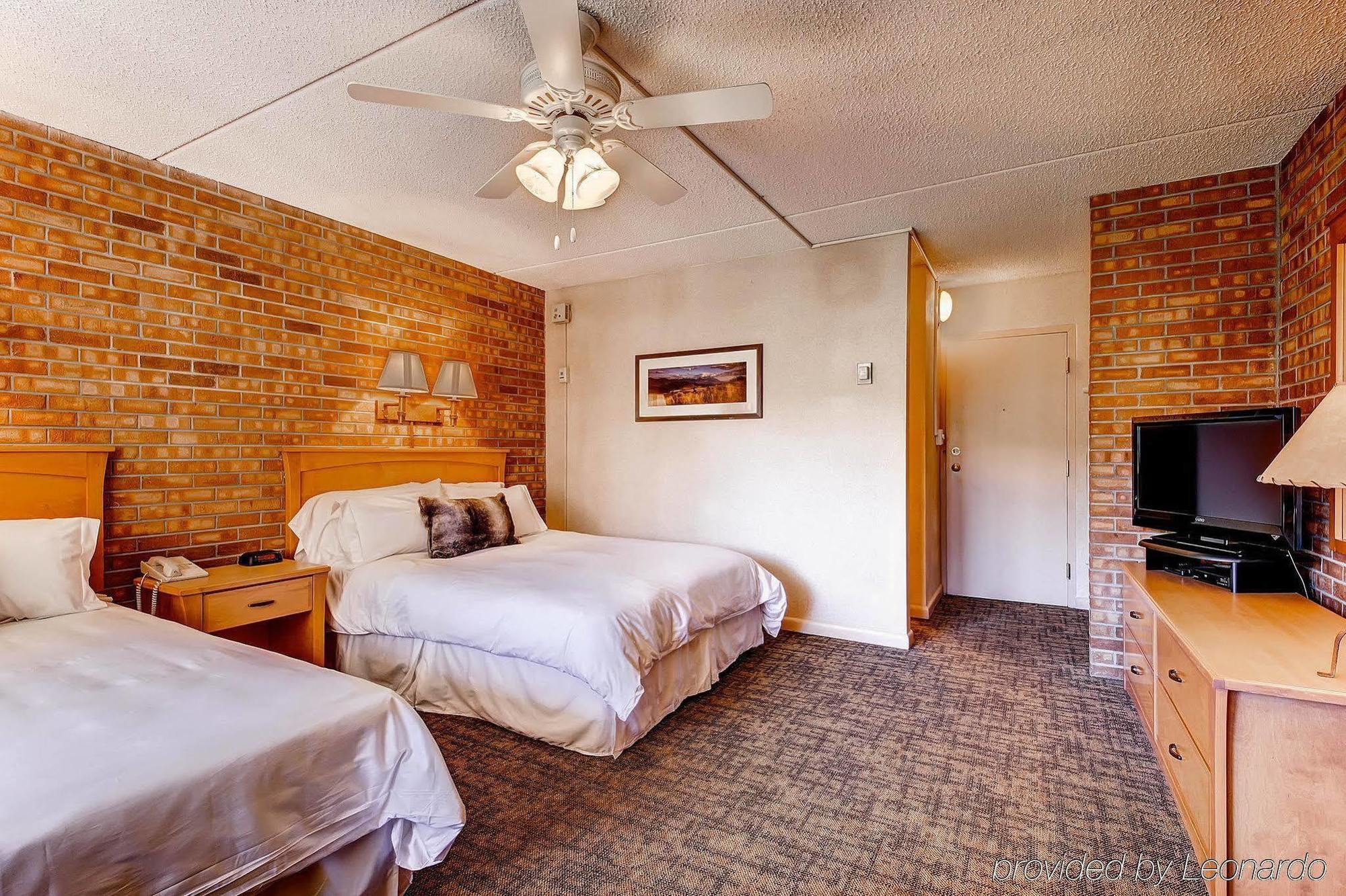 Mountain Snowmass Resort 3*
