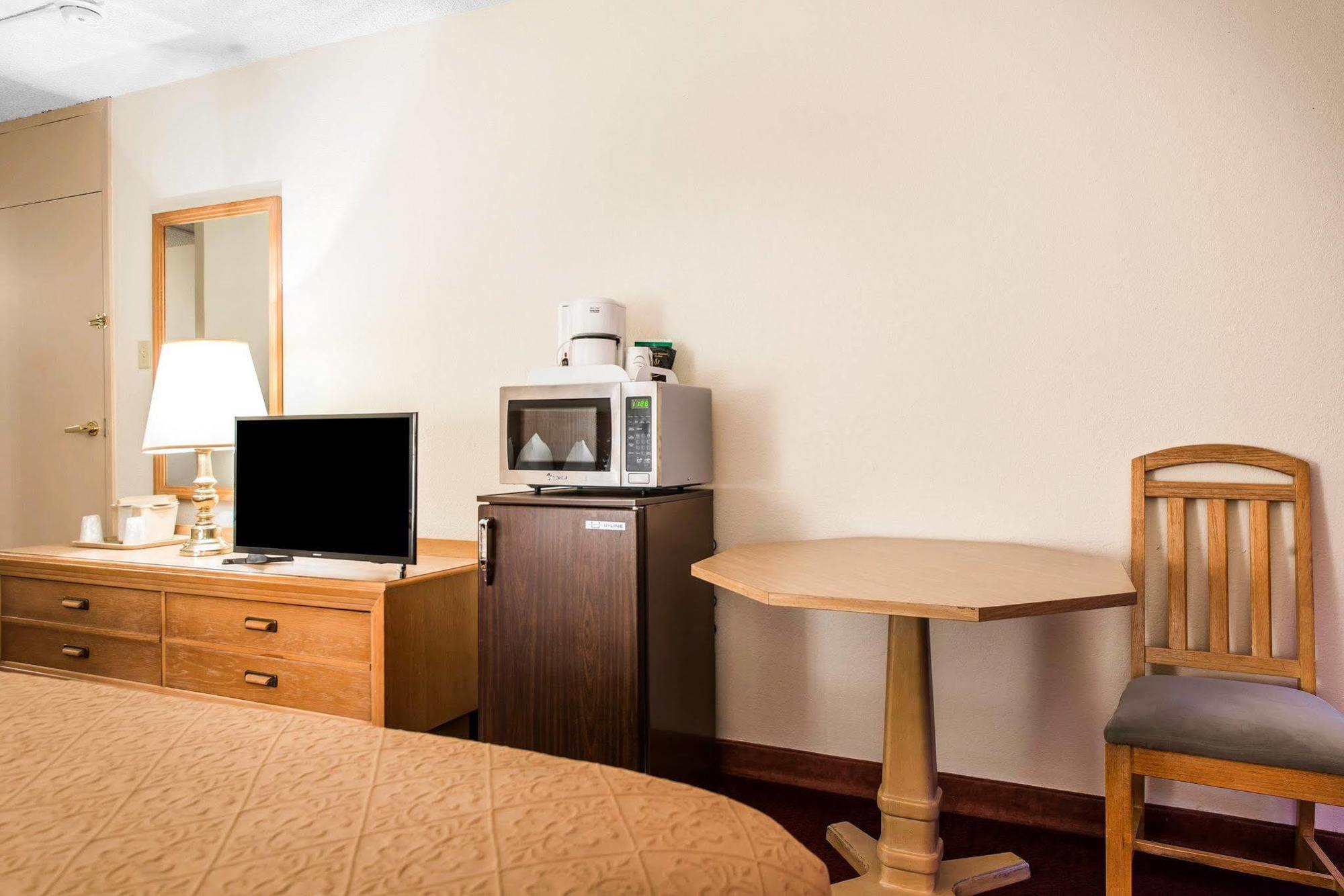 Hotel Quality & Canon City