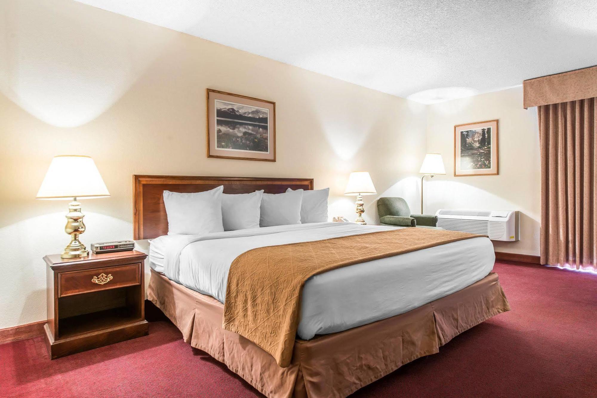 Quality & Hotel Canon City