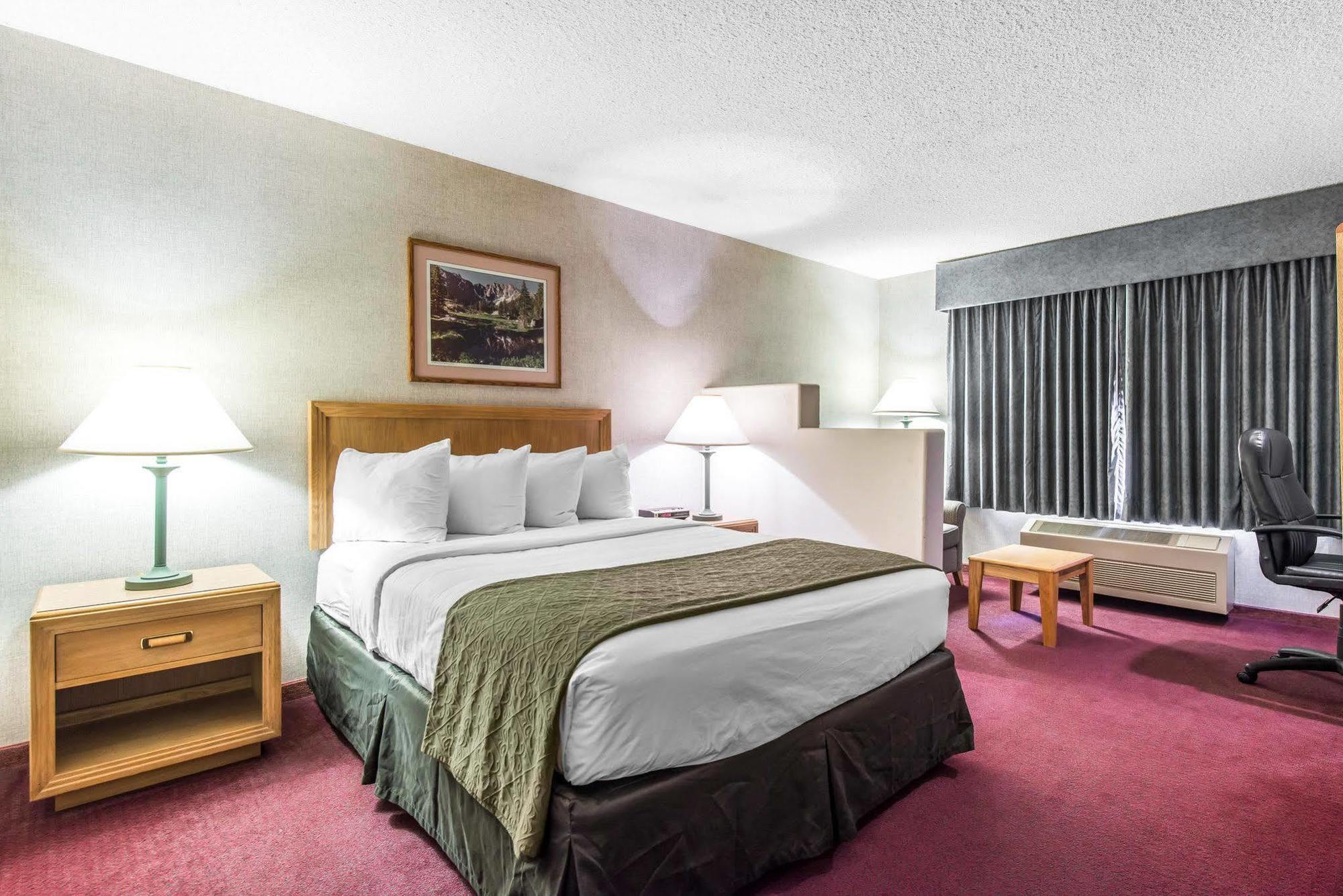 Quality & Hotel Canon City