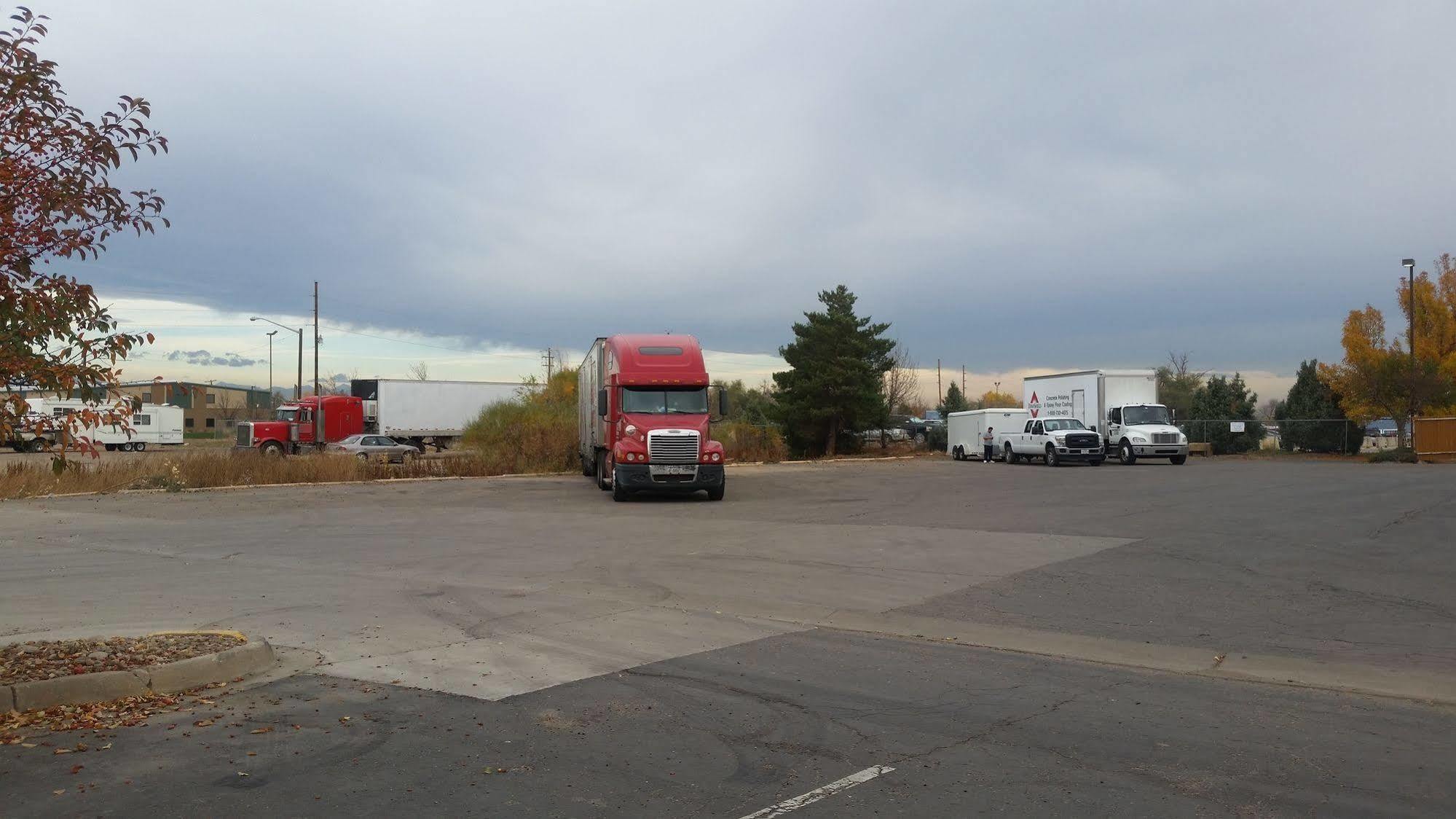 Super 8 By Wyndham North East Denver 2*