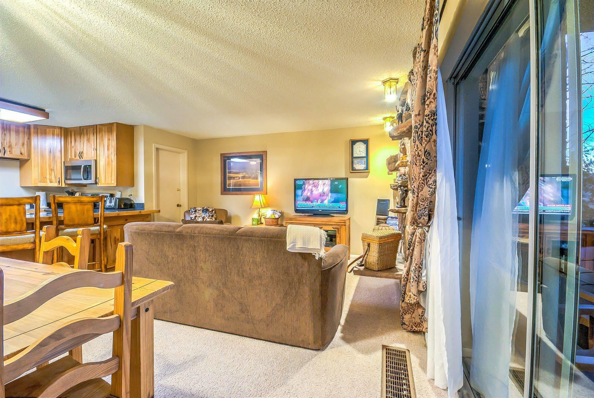 Storm Meadows East Slopeside Apartment Steamboat Springs