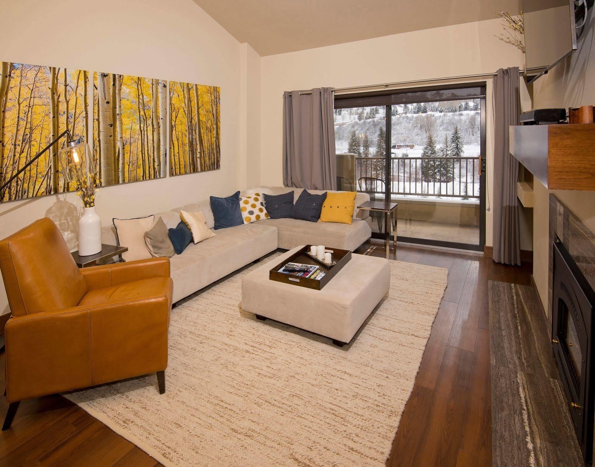 Lodge Seasons At *