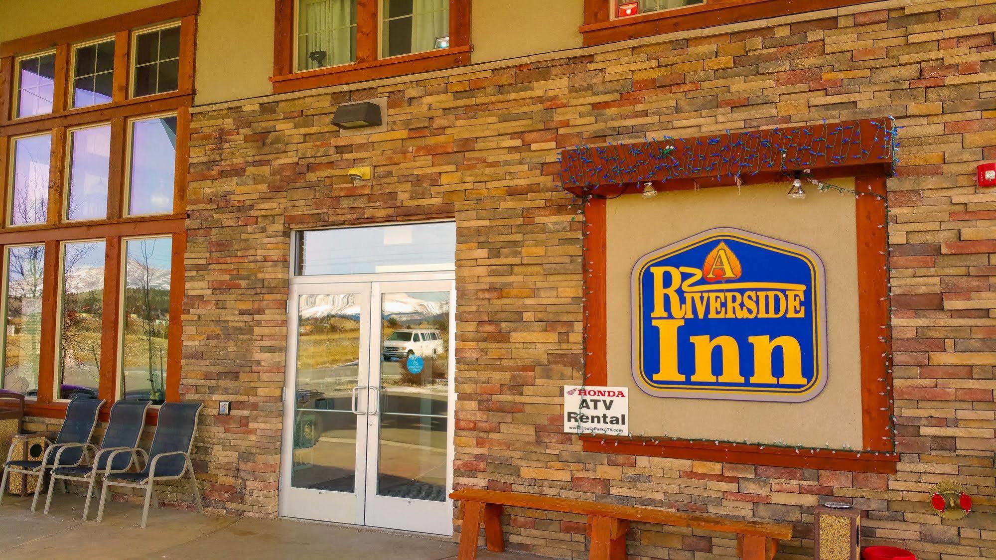 A Riverside 3*