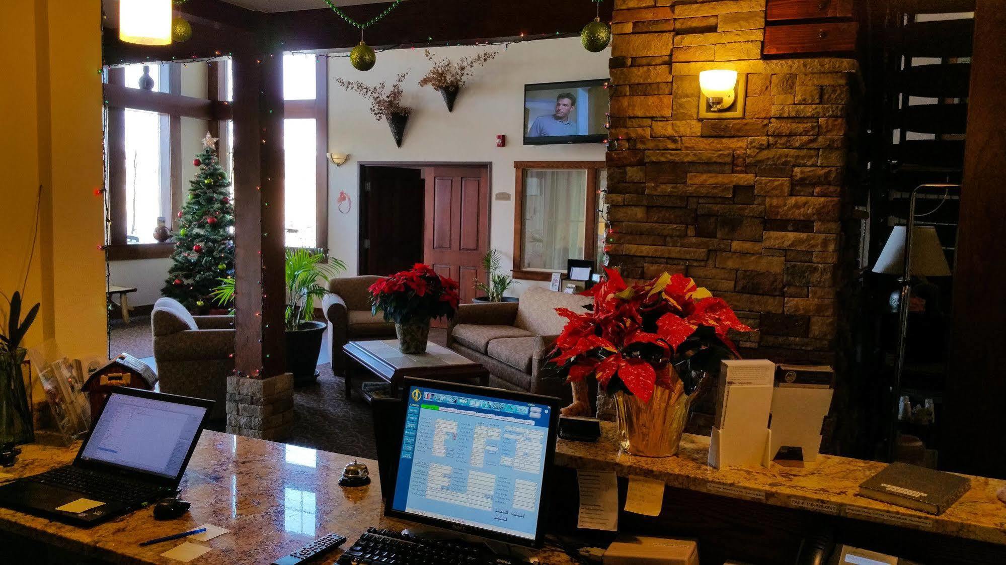 Hotel A Riverside