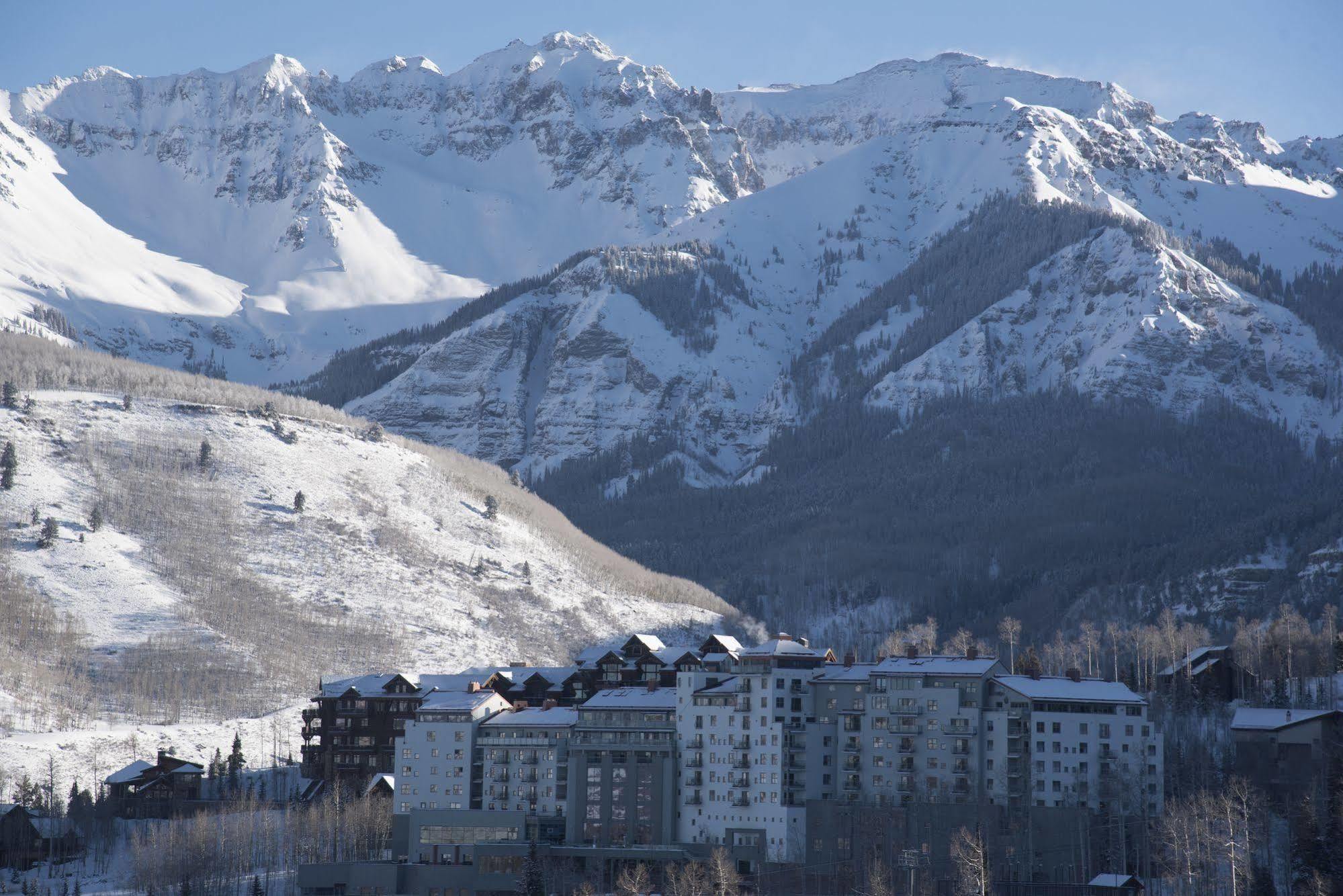 Resort The Peaks And 3*