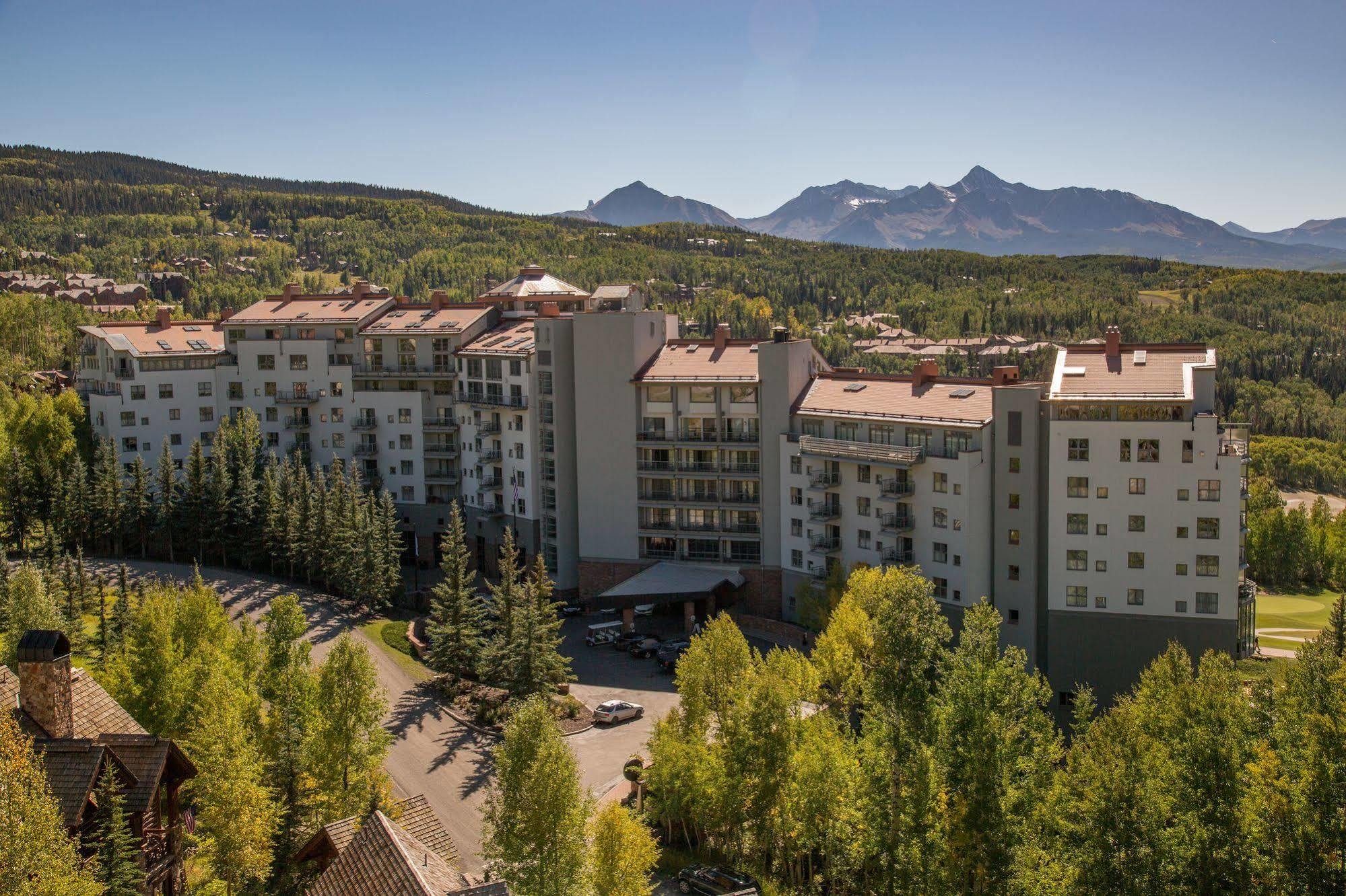 Resort The Peaks And