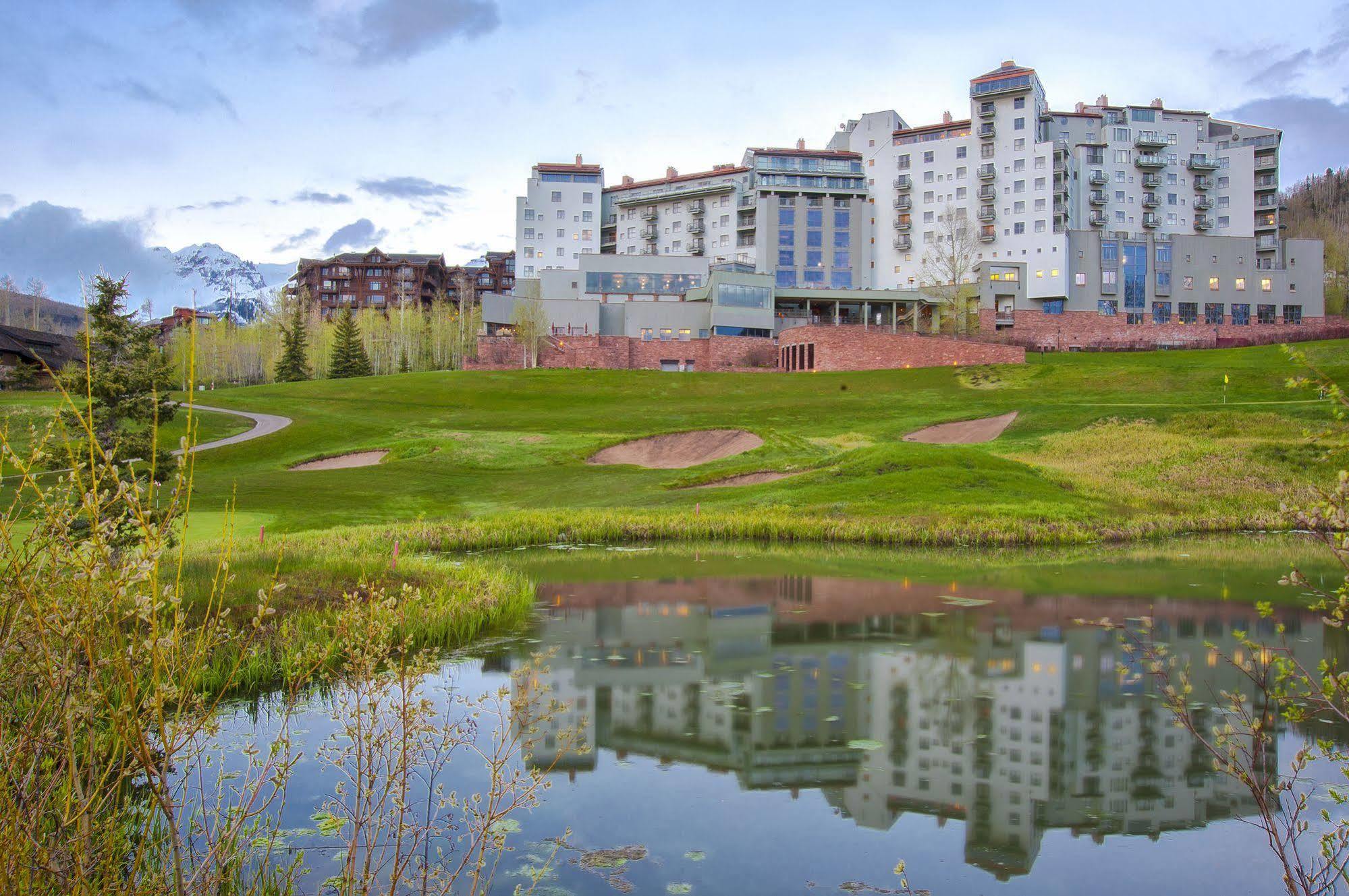 The Peaks And Resort 3*