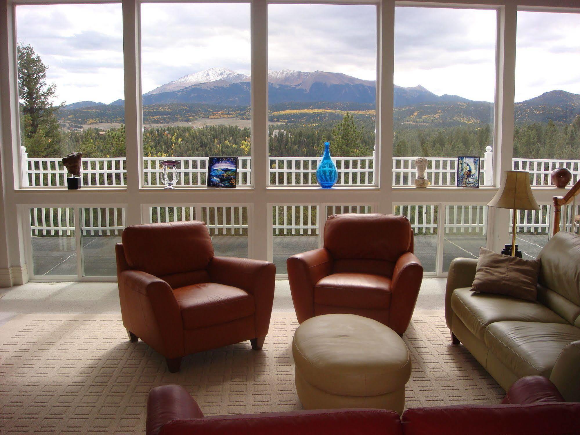 Pikes Peak Paradise