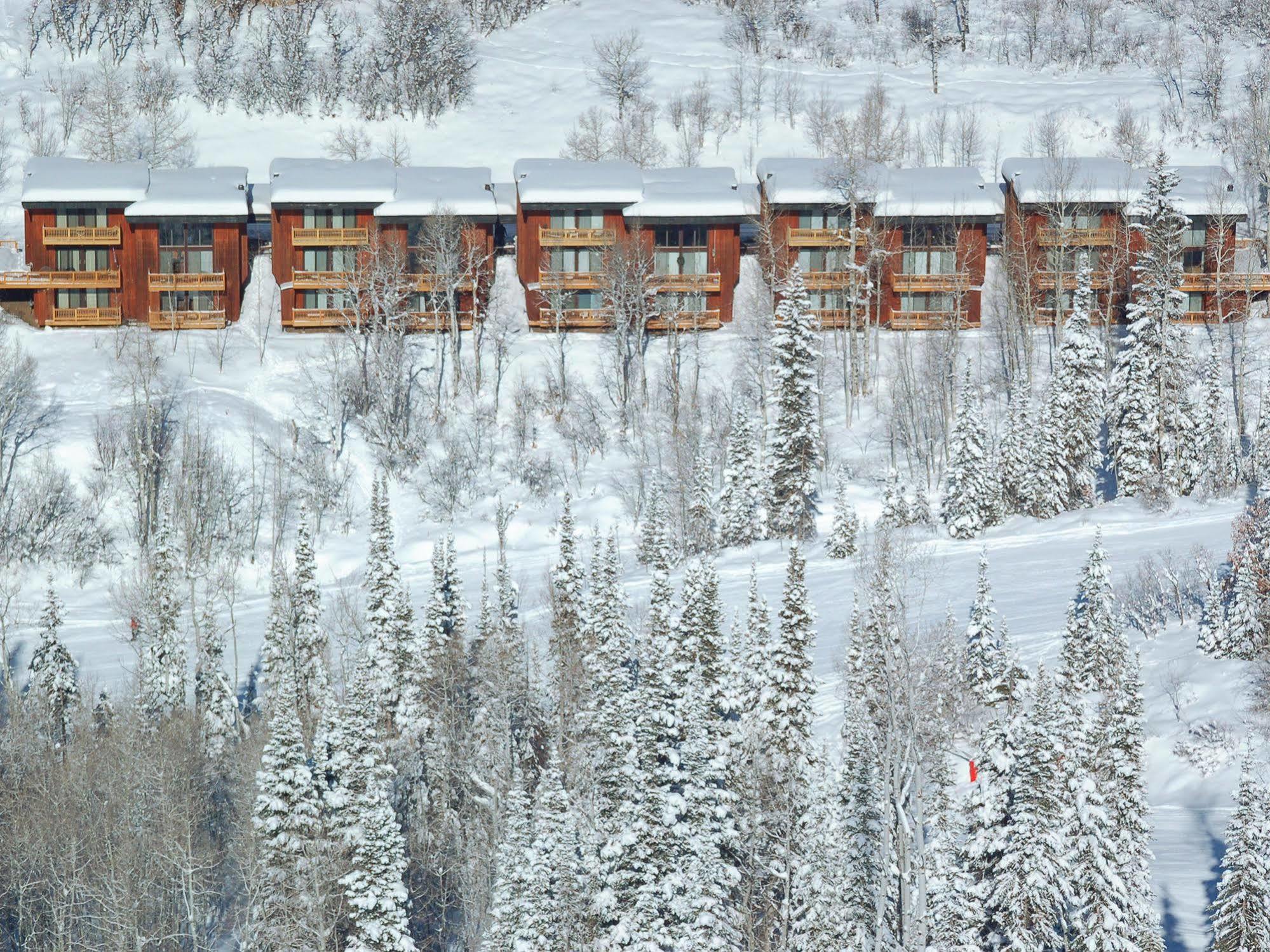 Aparthotel Storm Meadows Townhomes