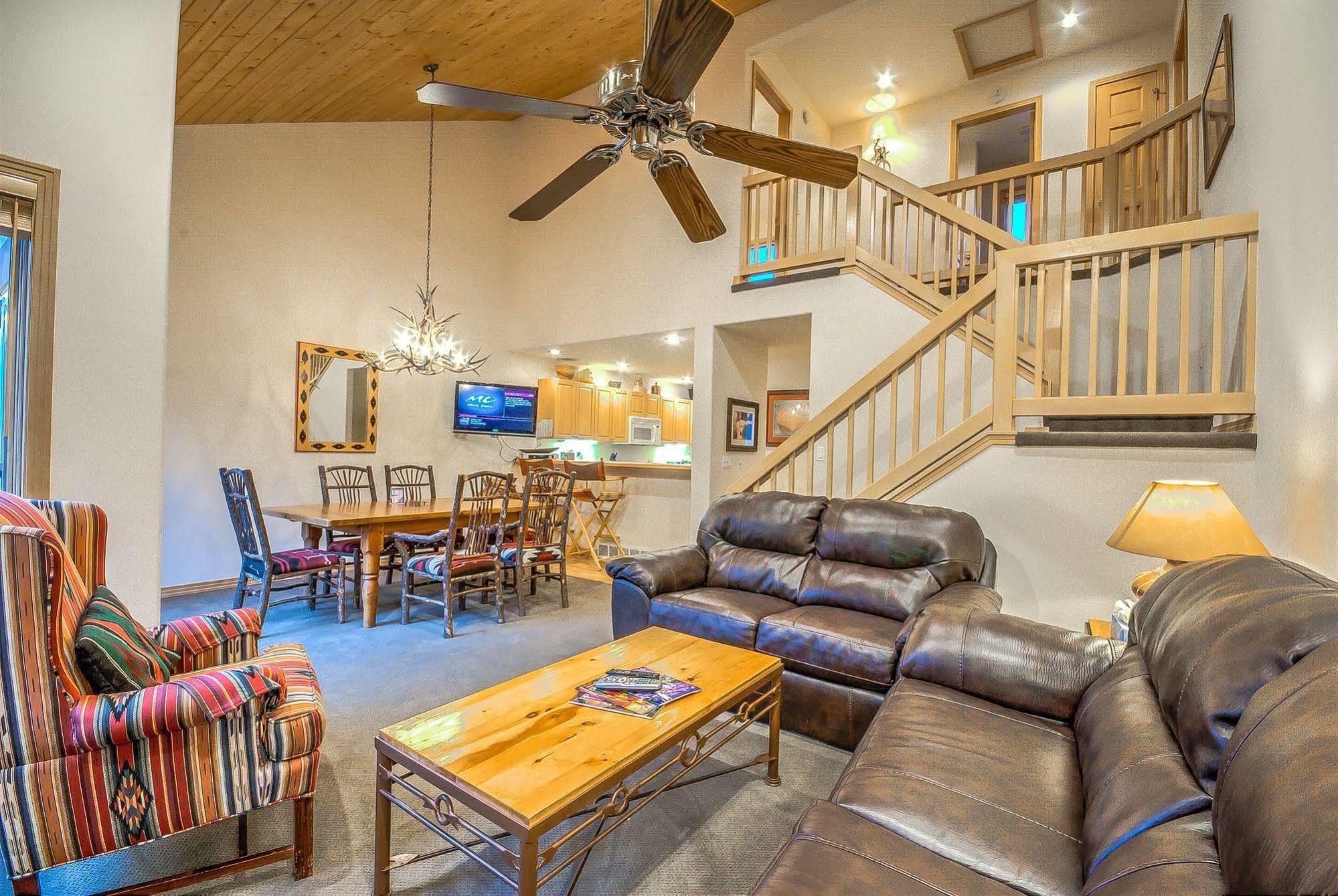 Cascades At Eagleridge By Retreatia *