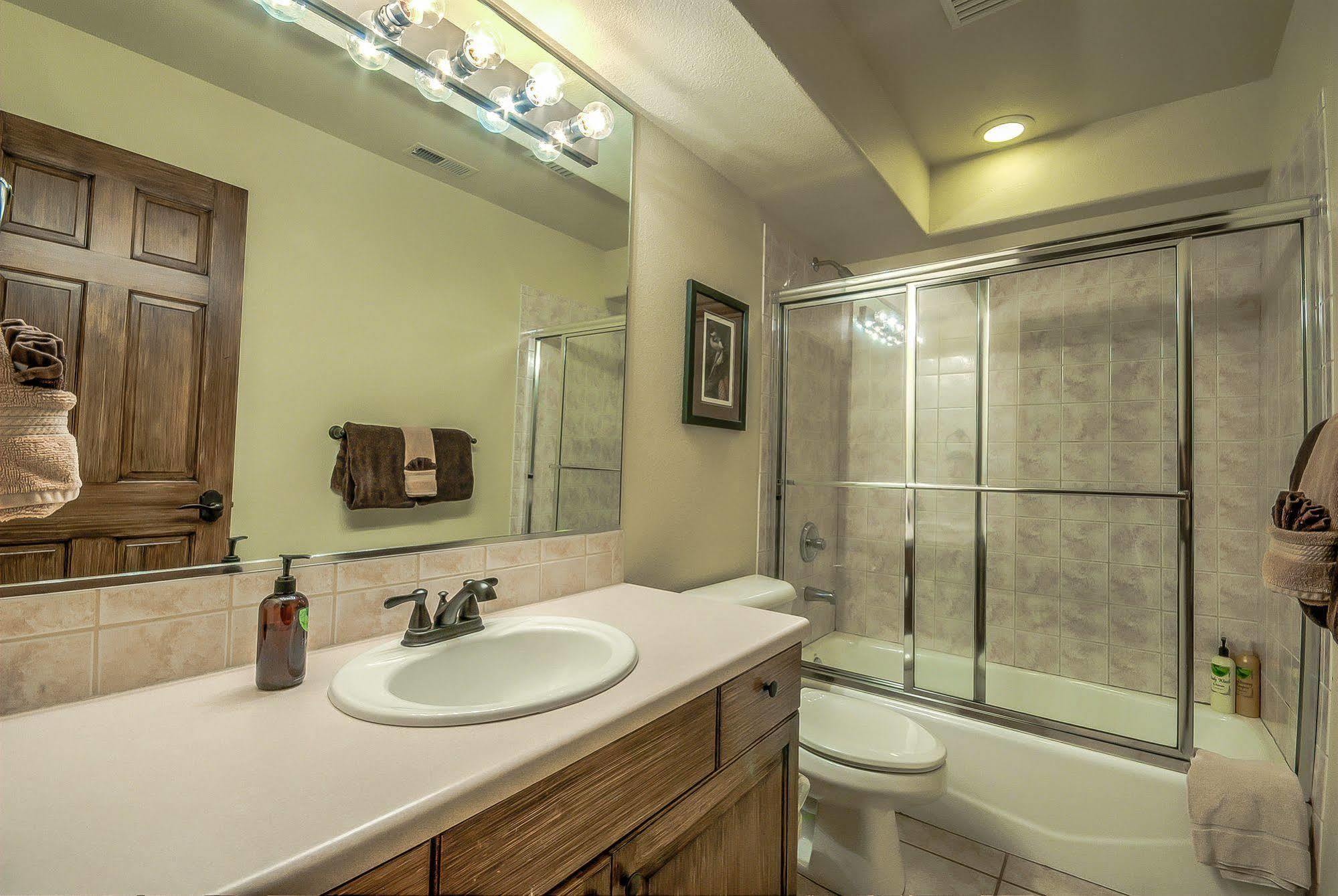 Cascades At Eagleridge By Retreatia *