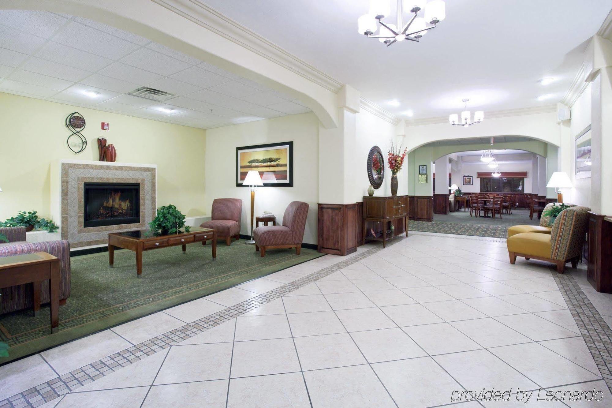 Express & By Ihg 2*