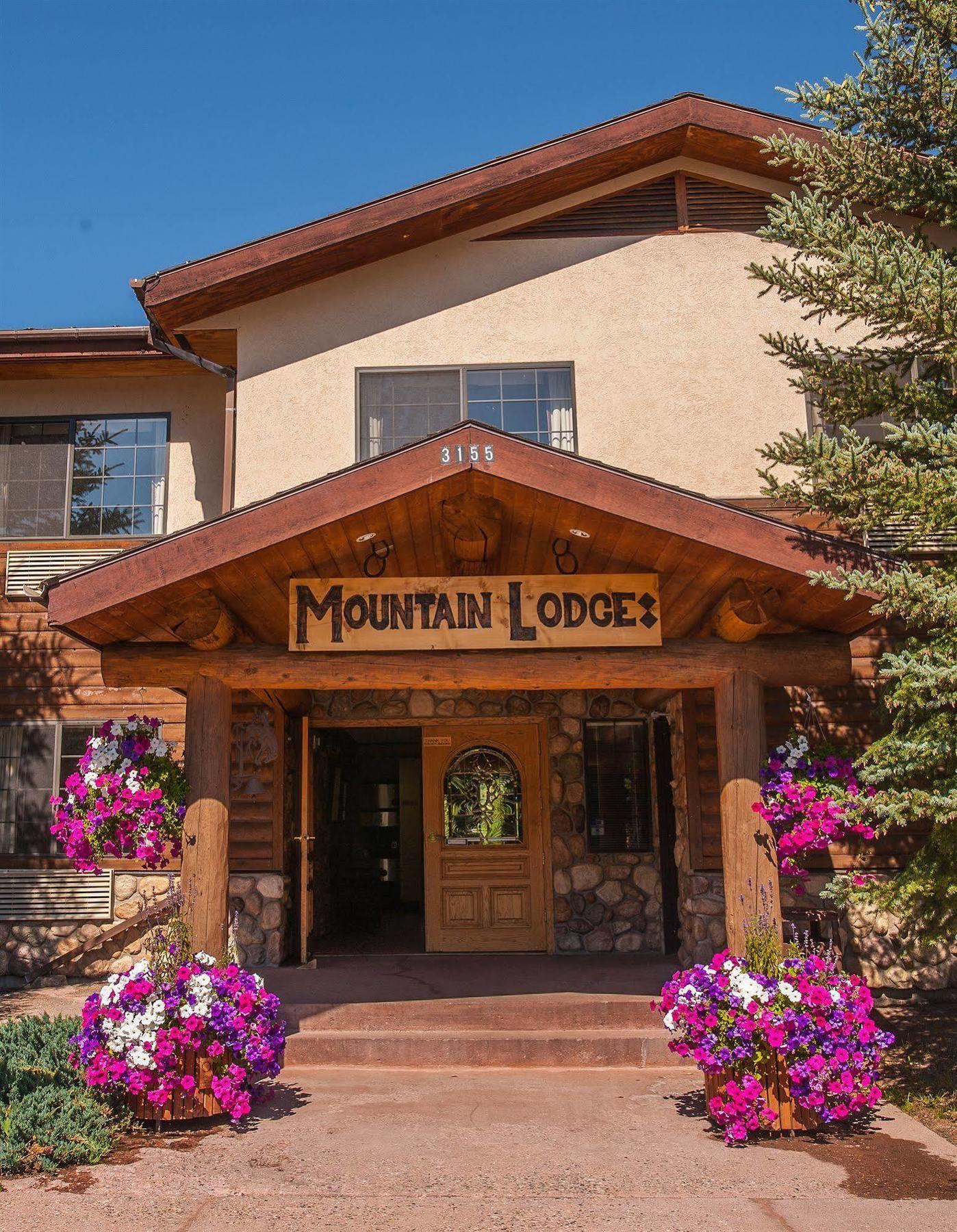 Steamboat Mountain *