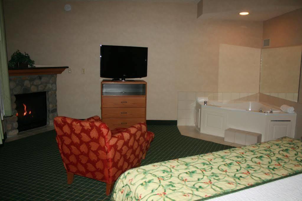 Hotel Fairfield & By Marriott