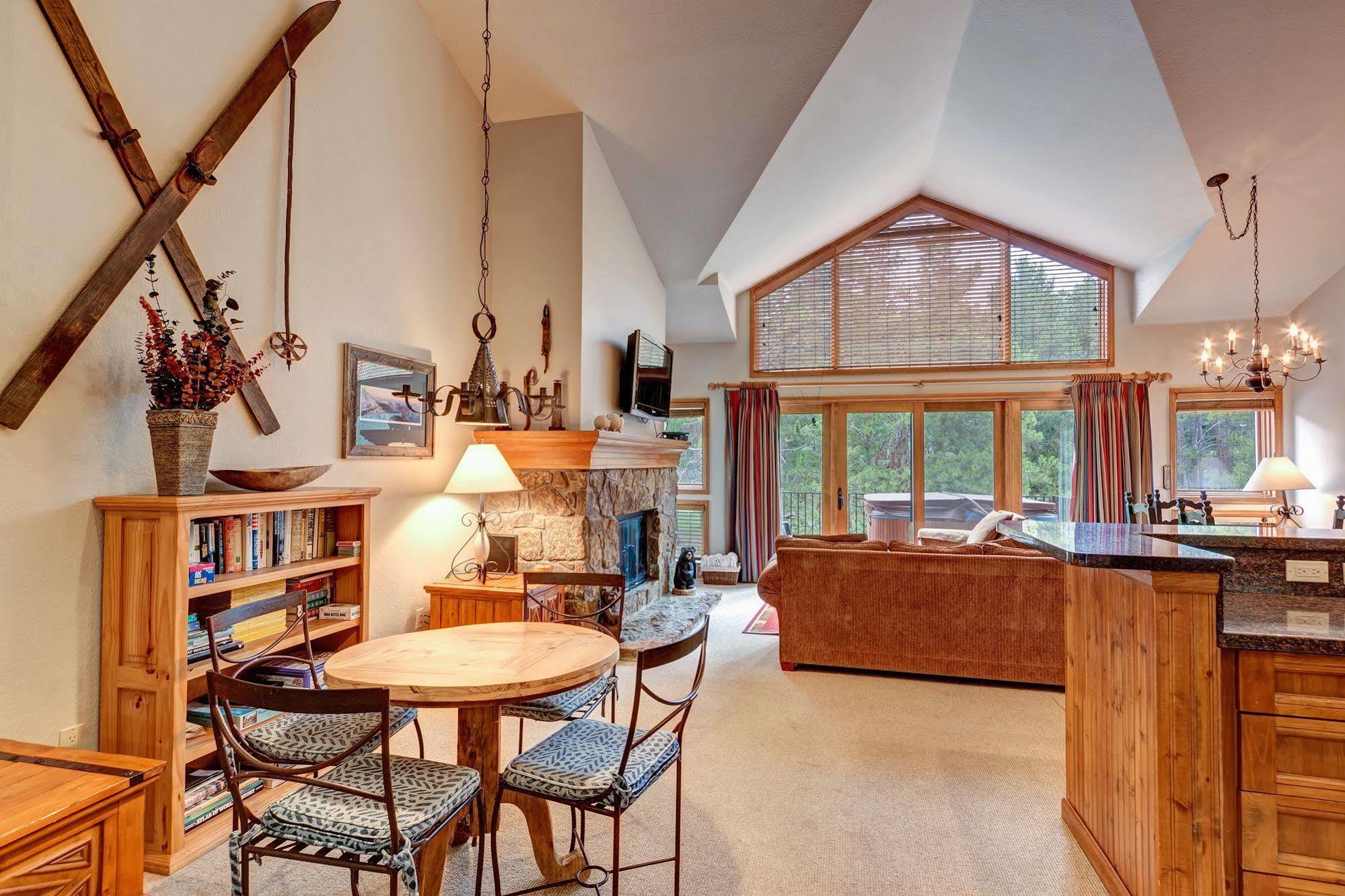 Hotel One Place Townhomes Breckenridge