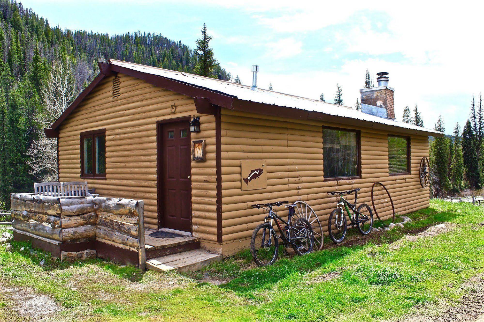 Hotel Elk River Guest Ranch 4*