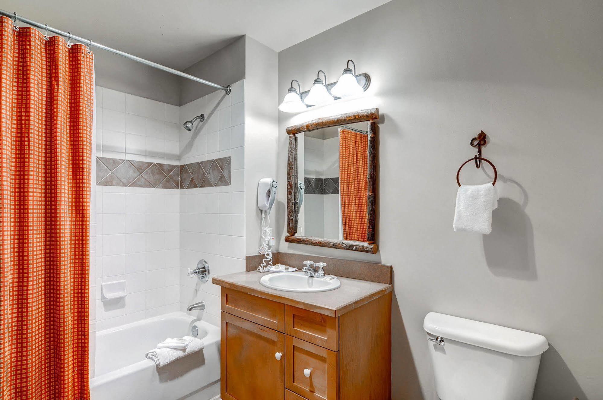 Hotel East Village Copper Mountain