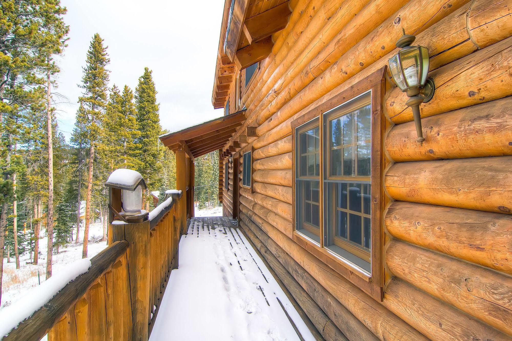 Snowshoe Retreat *