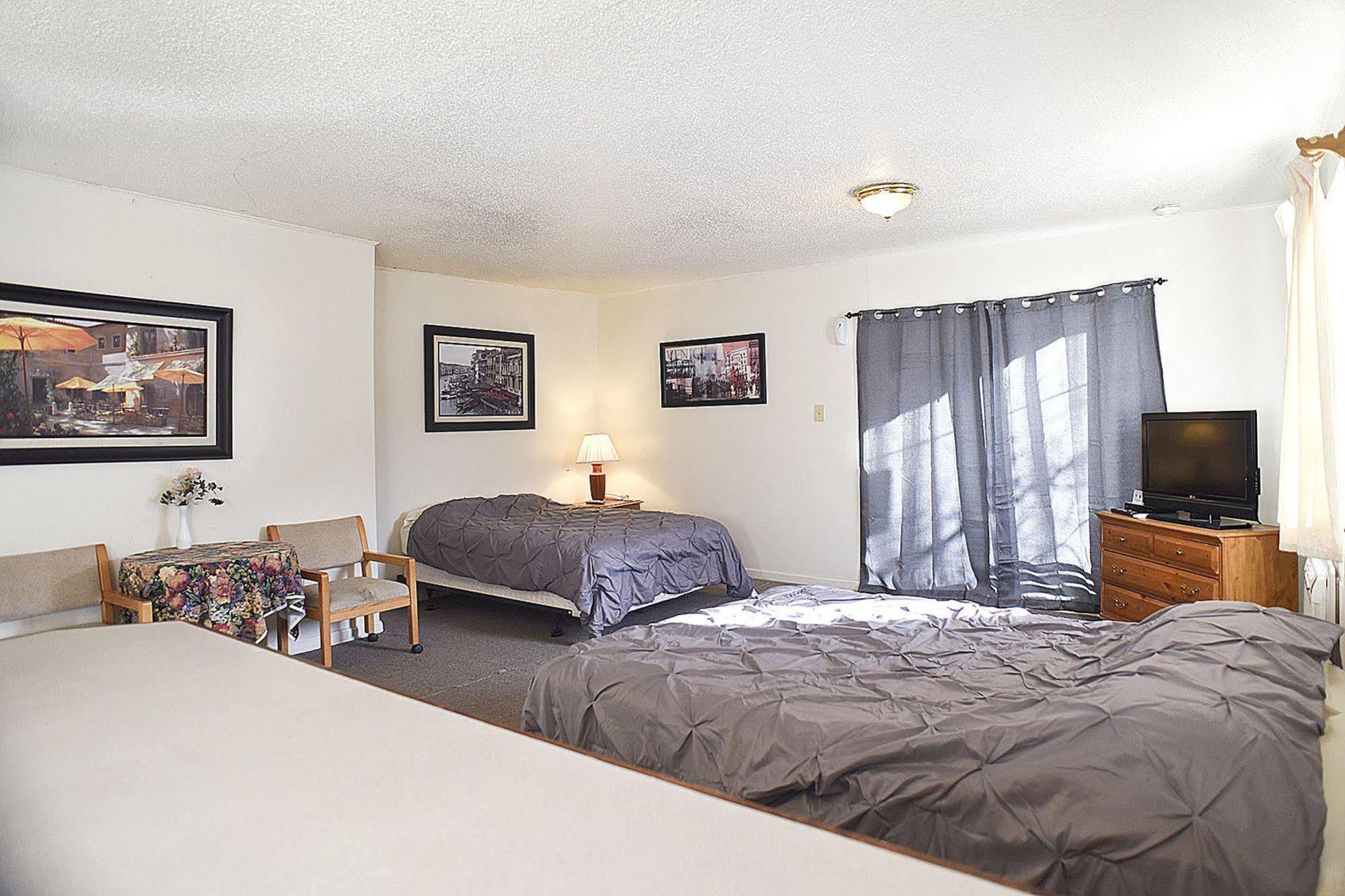 H&h Motor Motel