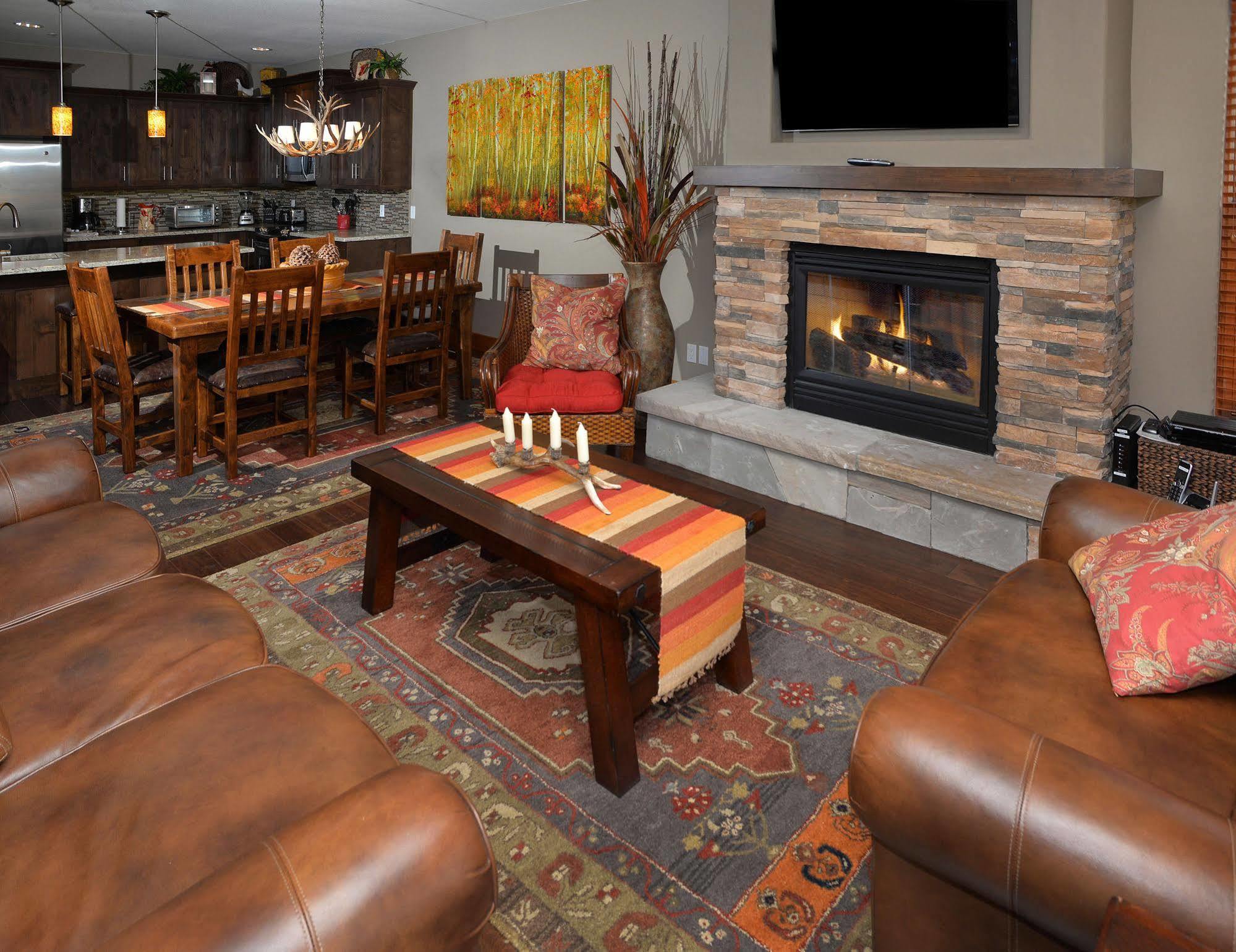 Canyon Run Village *