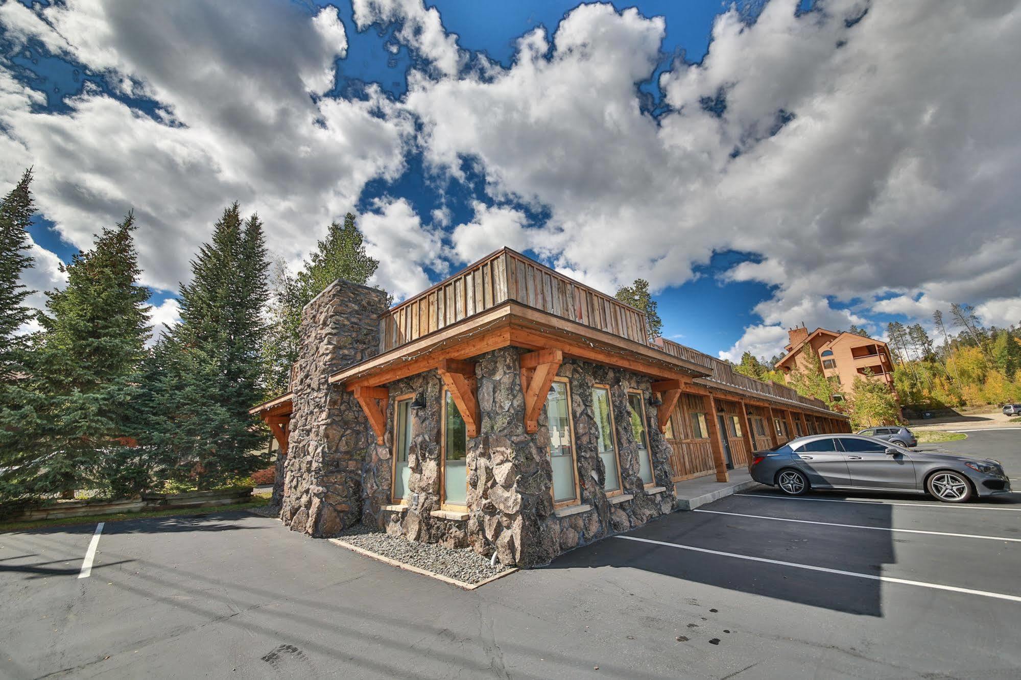 Trailhead Motel Winter Park