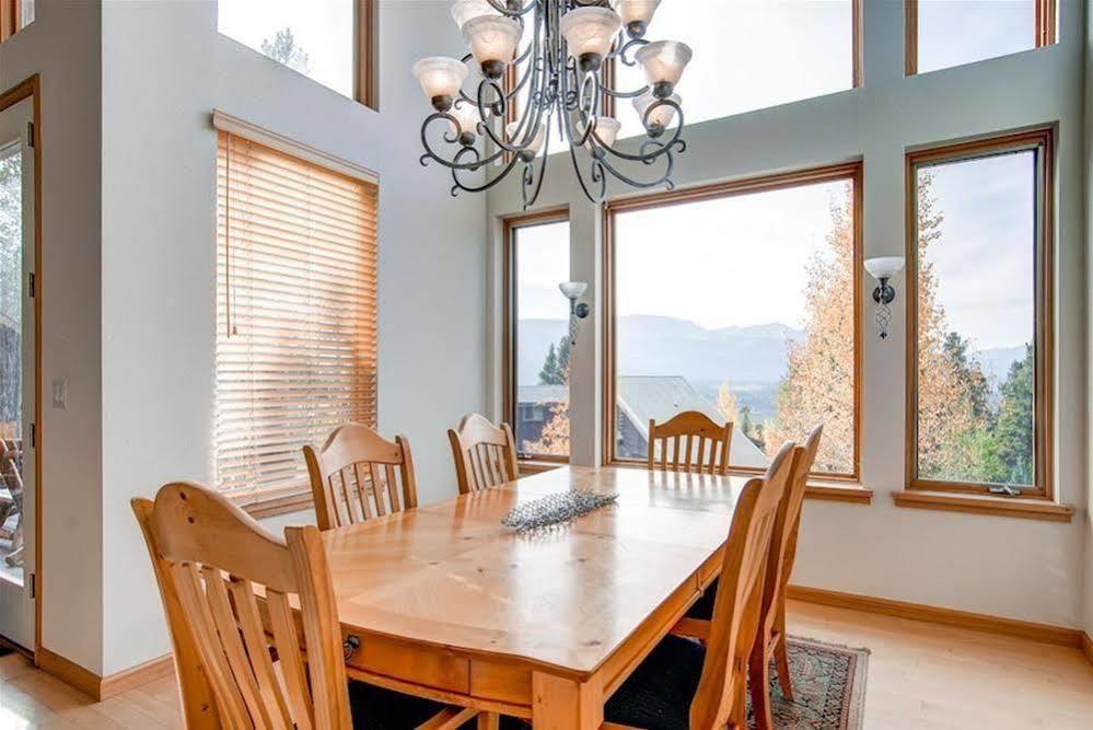 Apartment Timber Heights Boreas By Pinnacle *