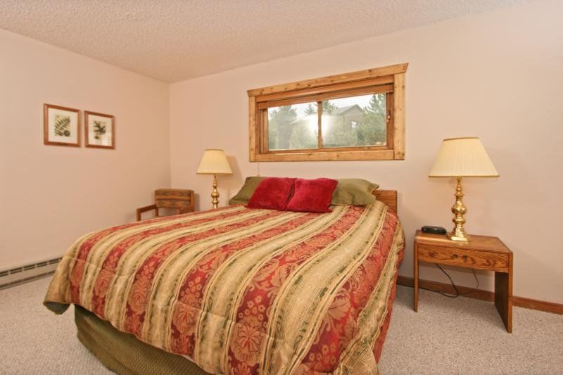 Sawmill Creek Hotel 2*