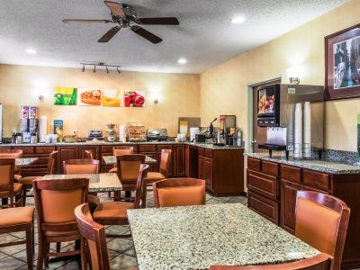 Inn Quality Denver 2*