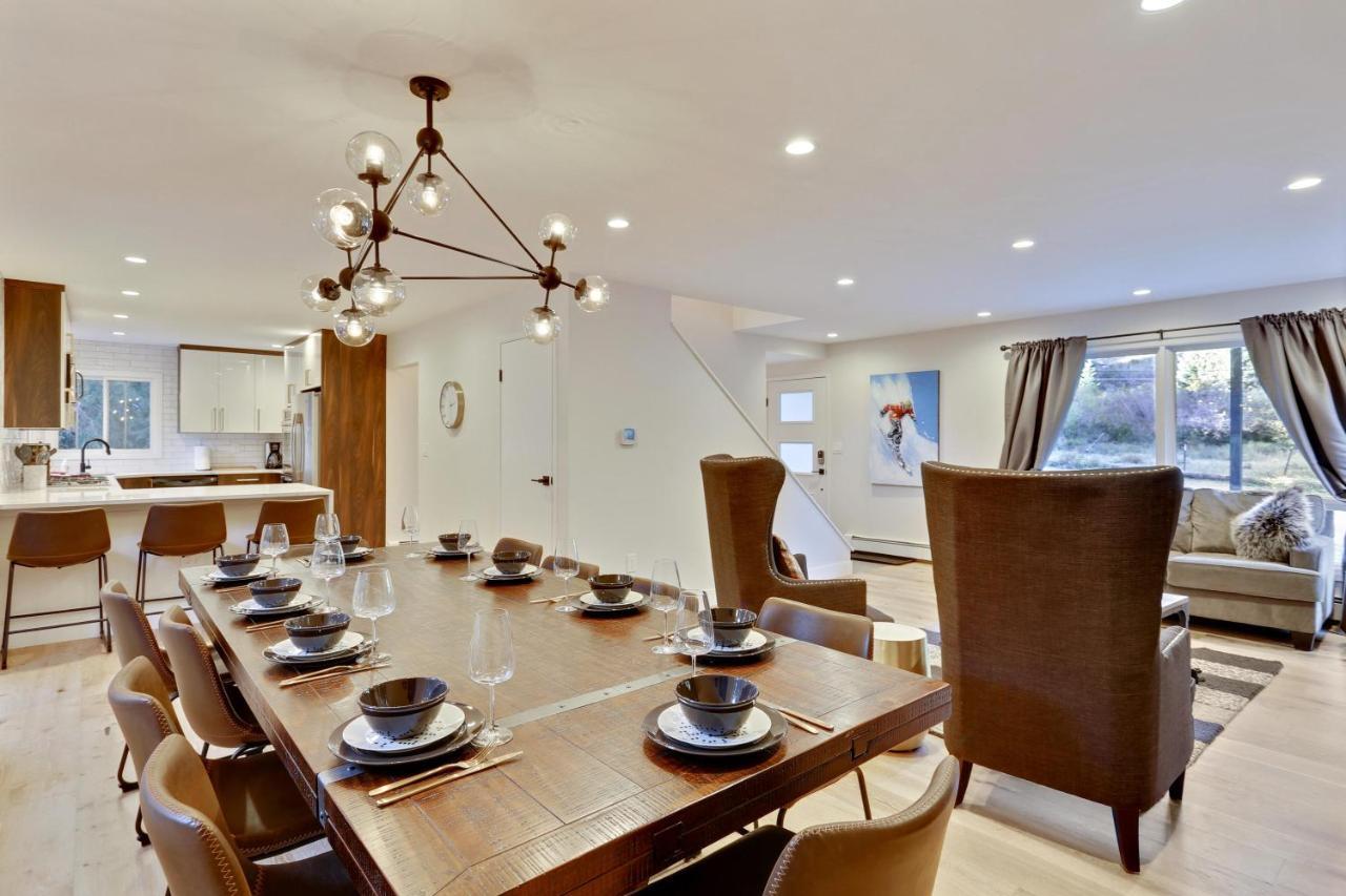 Holiday home Slopeside Luxury Chalet: Riverside With Hot Tub & Activity Perks Winter Park