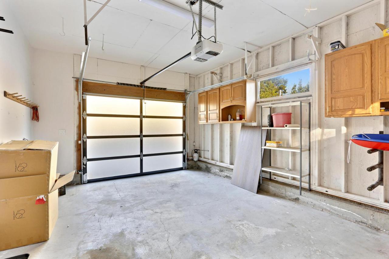 Slopeside Luxury Chalet: Riverside With Hot Tub & Activity Perks * Winter Park
