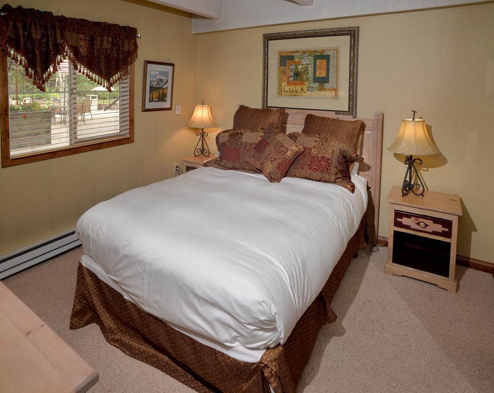 Hotel Vantage Point Lionshead By Berkshire Hathaway 2*