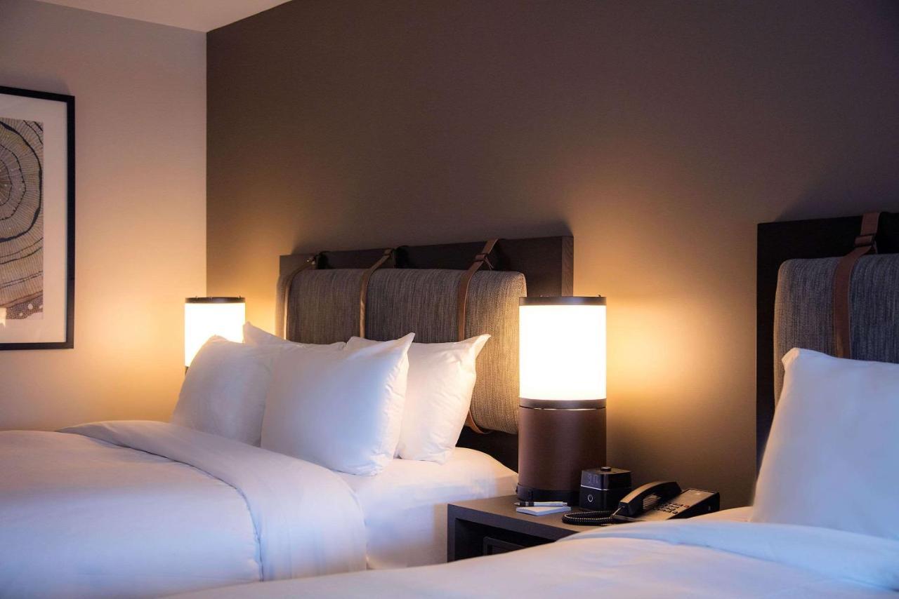 The At Riverwalk Hotel