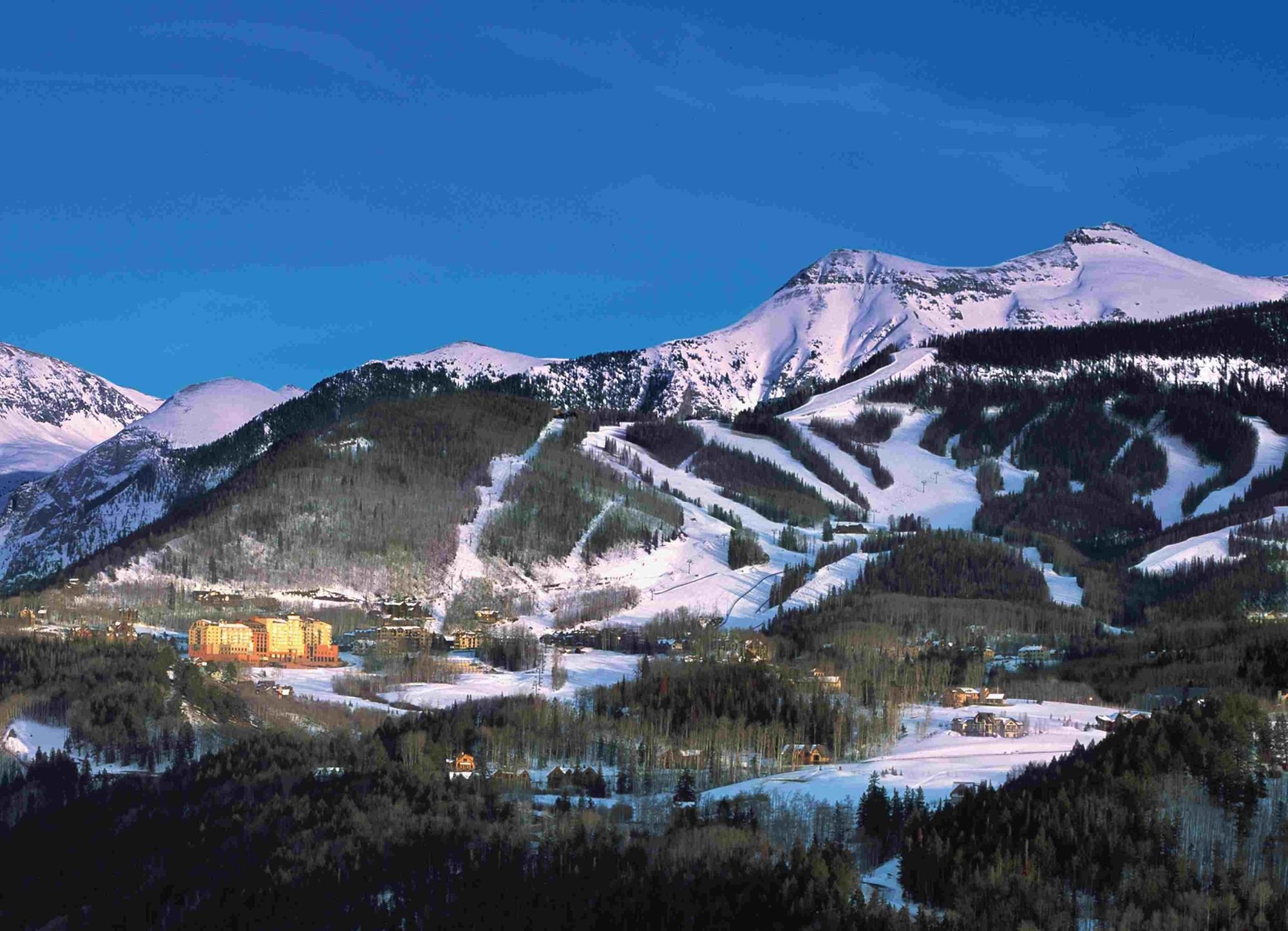 Resort The Peaks And 3*