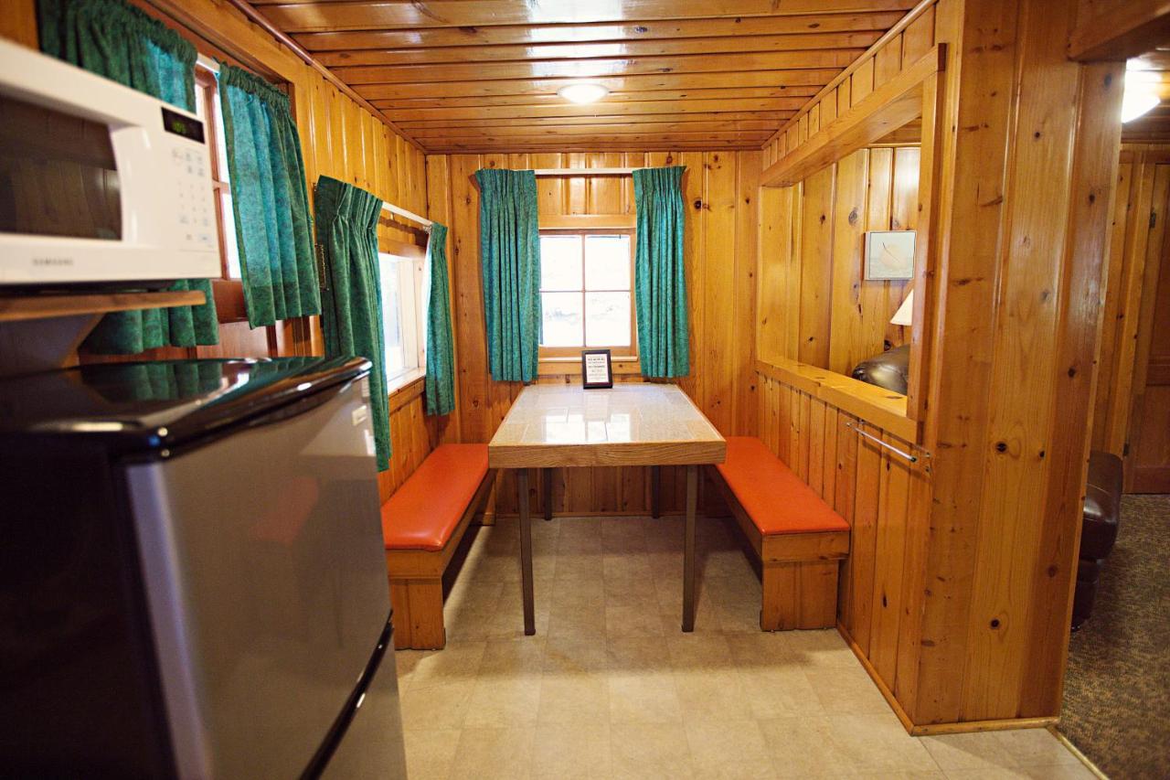 Idlewilde By The River 3* Estes Park