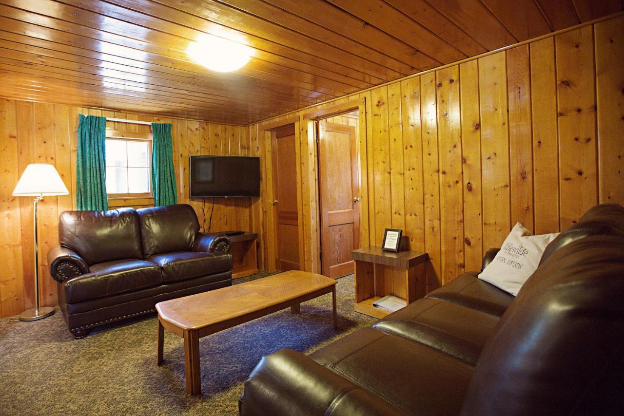 Idlewilde By The River 3* Estes Park