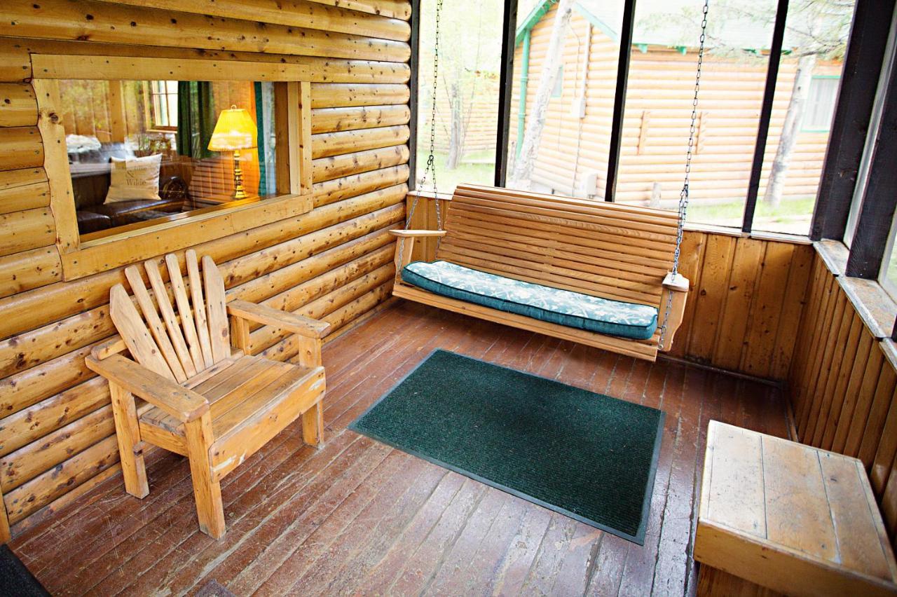 Idlewilde By The River 3*