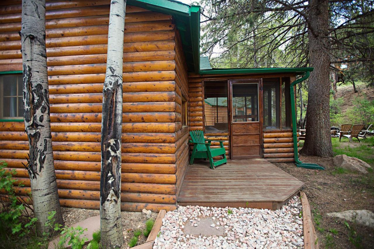 Idlewilde By The River Resort 3*