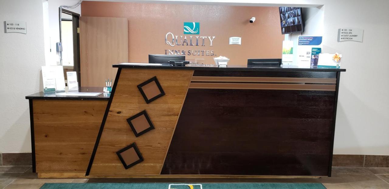 Quality & Hotel