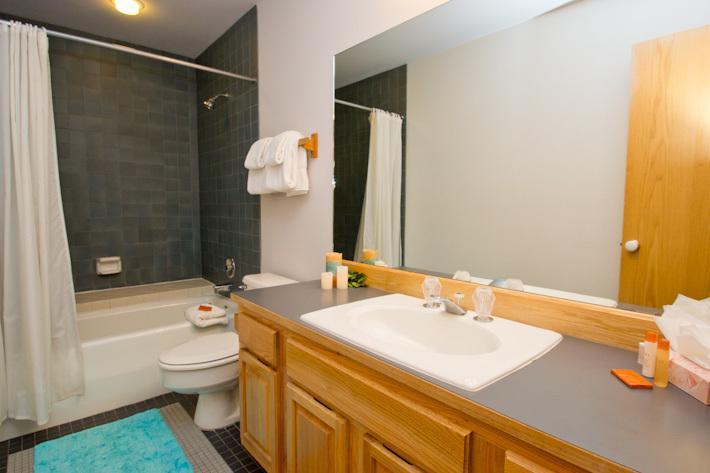 Cimarron Apartment *