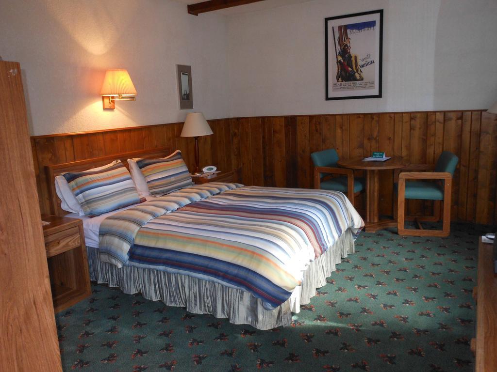 Inn Vasquez Creek 2*