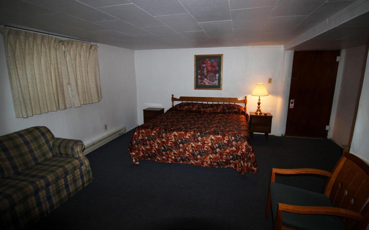 Topaz Motel *