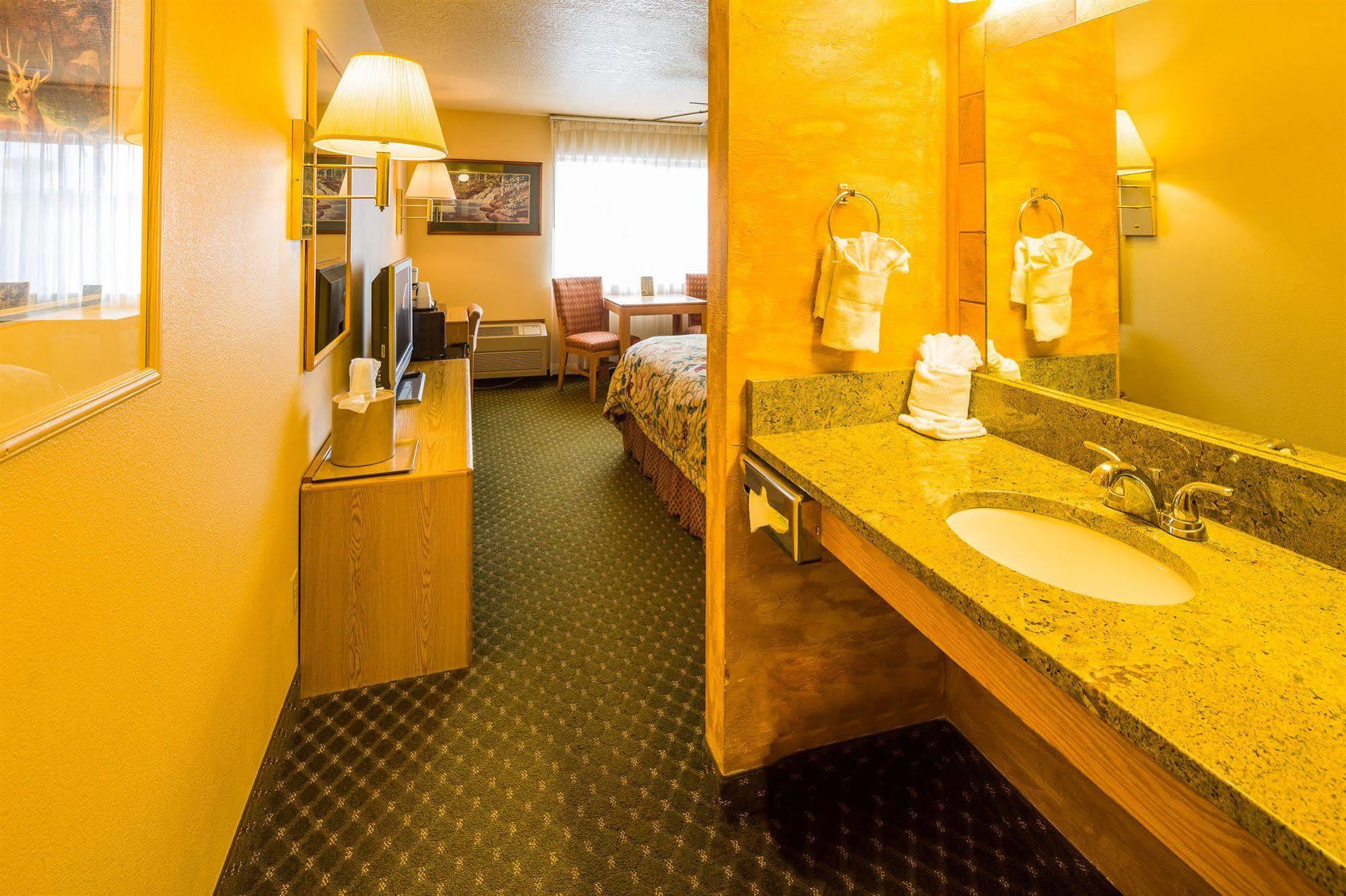 Hotel Alpine &