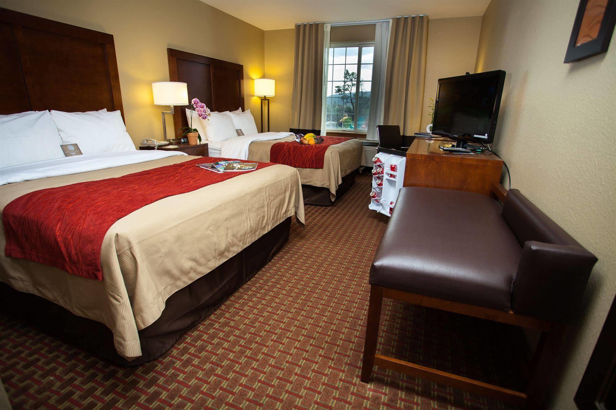 Comfort & On The Roaring Fork 2* Carbondale