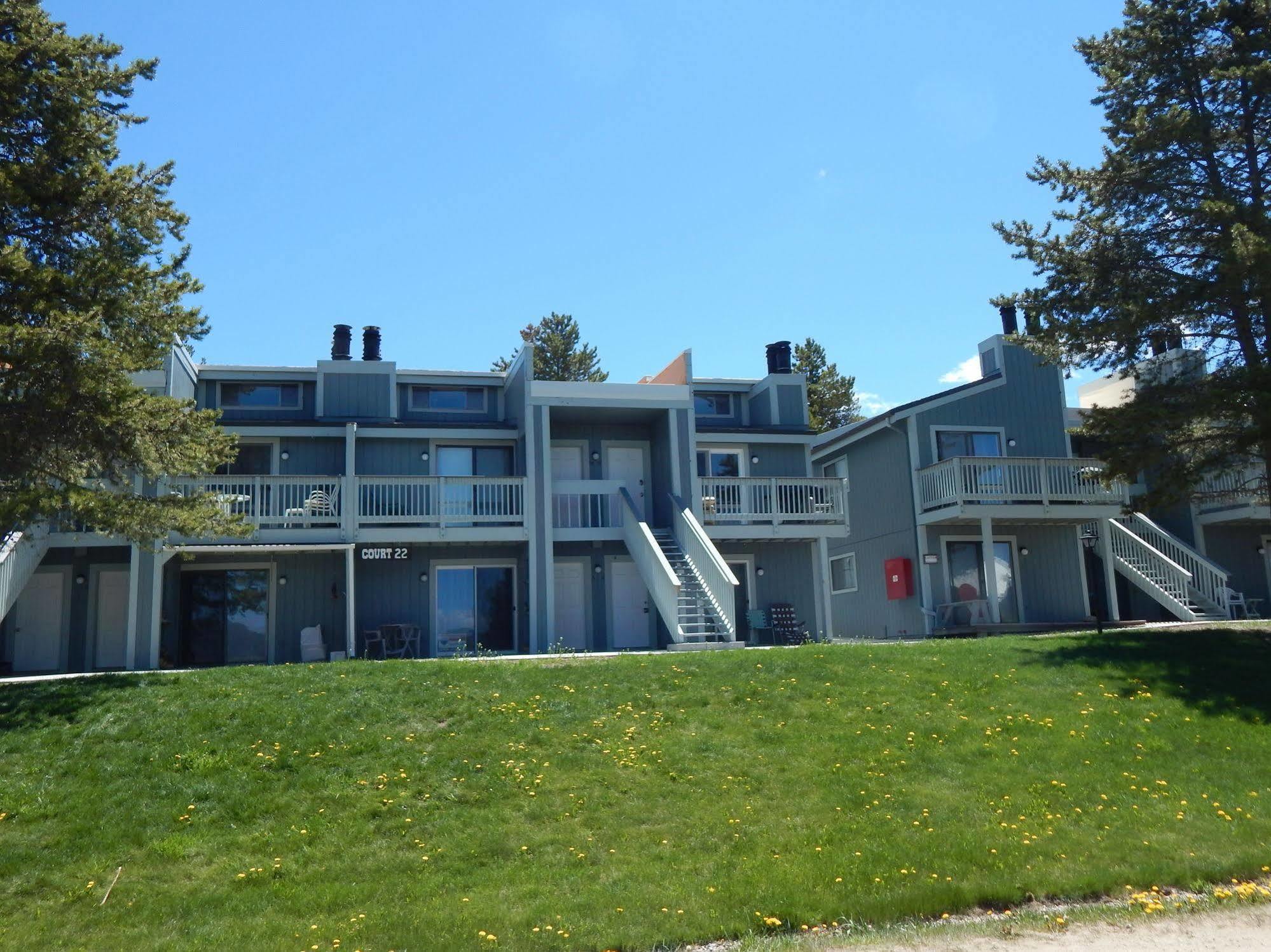 Meadowridge Hotel