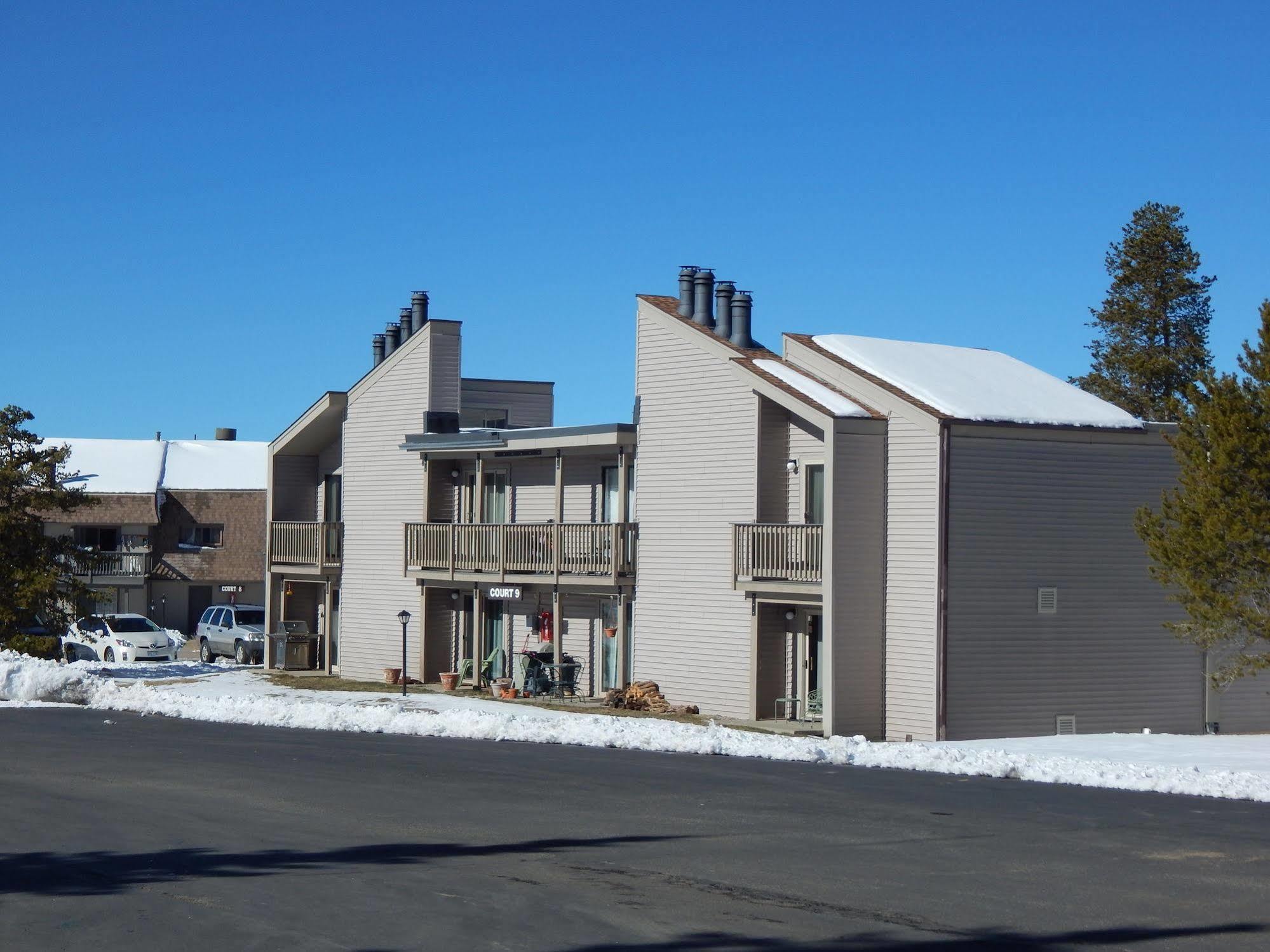 Meadowridge Hotel